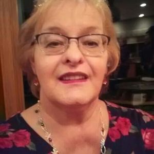 Meet your Posher, Debbie